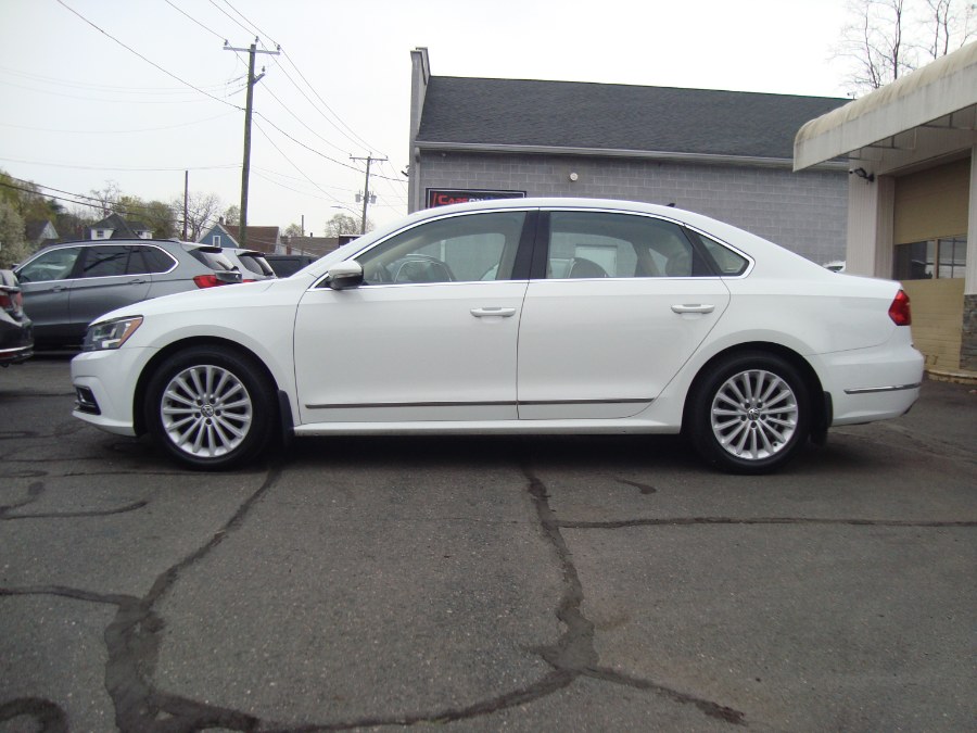2016 Volkswagen Passat 4dr Sdn 1.8T Auto SE PZEV photo