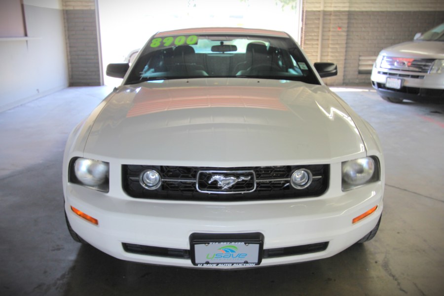 2007 Ford Mustang V6 Deluxe photo