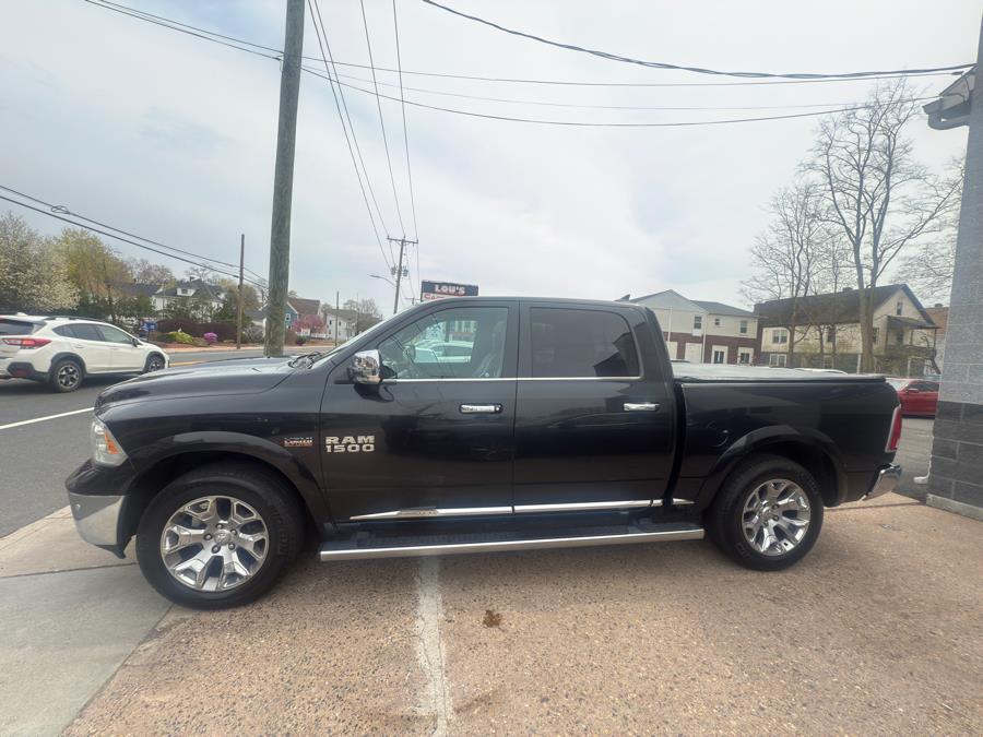 2015 RAM 1500 4WD Crew Cab 140.5