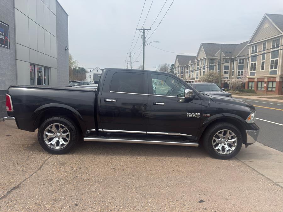 2015 RAM 1500 4WD Crew Cab 140.5