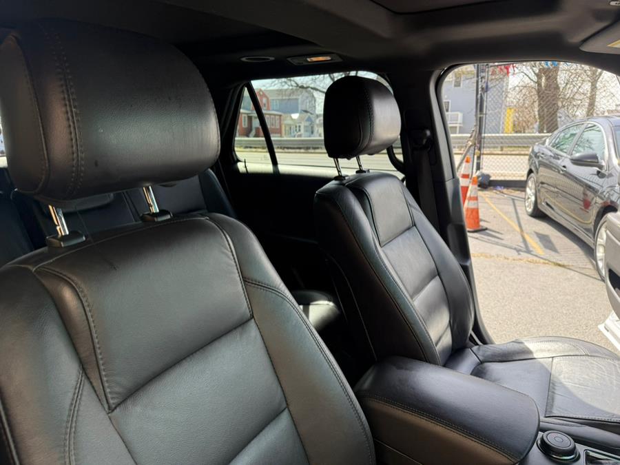 2015 Ford Explorer XLT photo