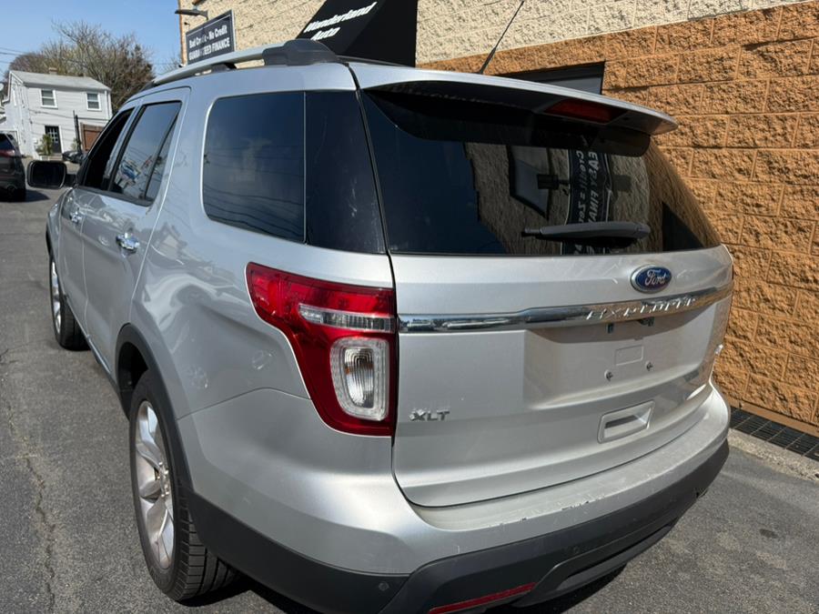 2015 Ford Explorer XLT photo