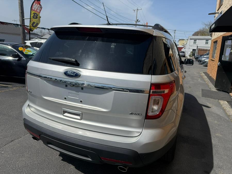 2015 Ford Explorer XLT photo