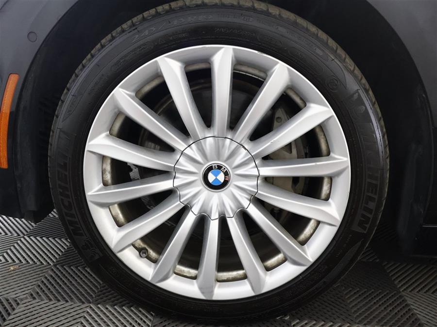 2020 BMW 7-Series 740 XI photo