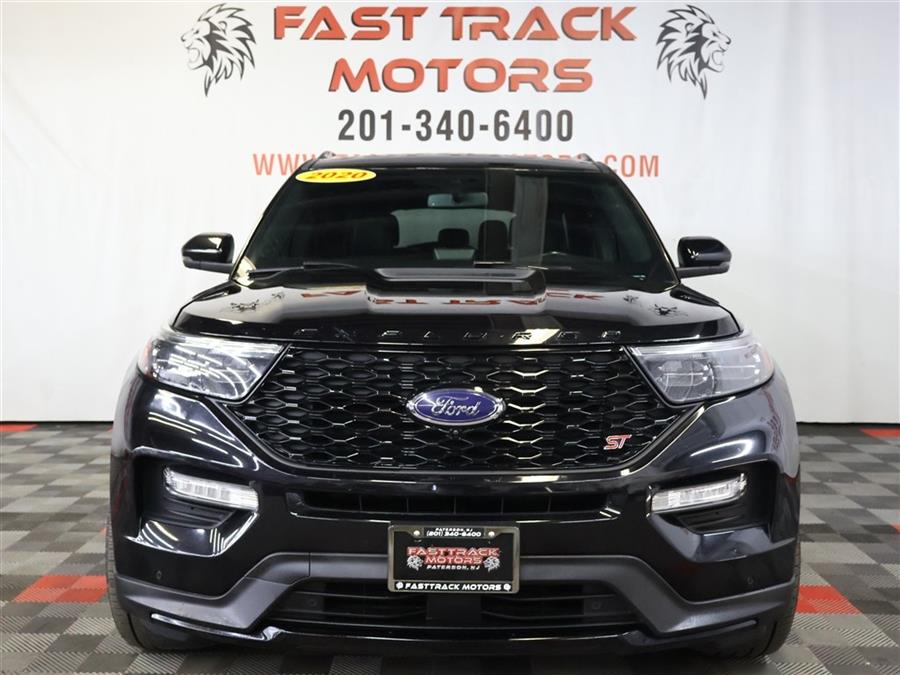 2020 Ford Explorer ST photo