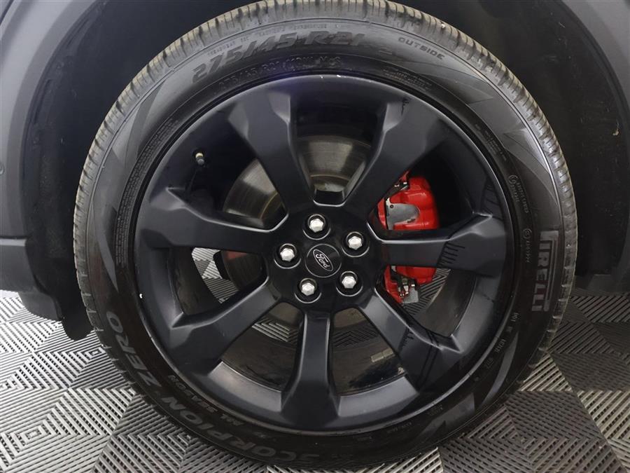 2020 Ford Explorer ST photo