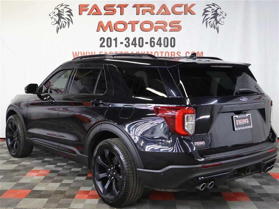 2020 Ford Explorer ST photo