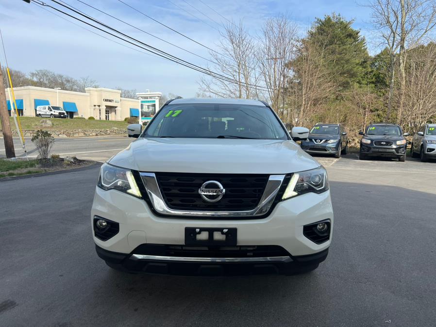 2017 Nissan Pathfinder 4x4 Platinum photo