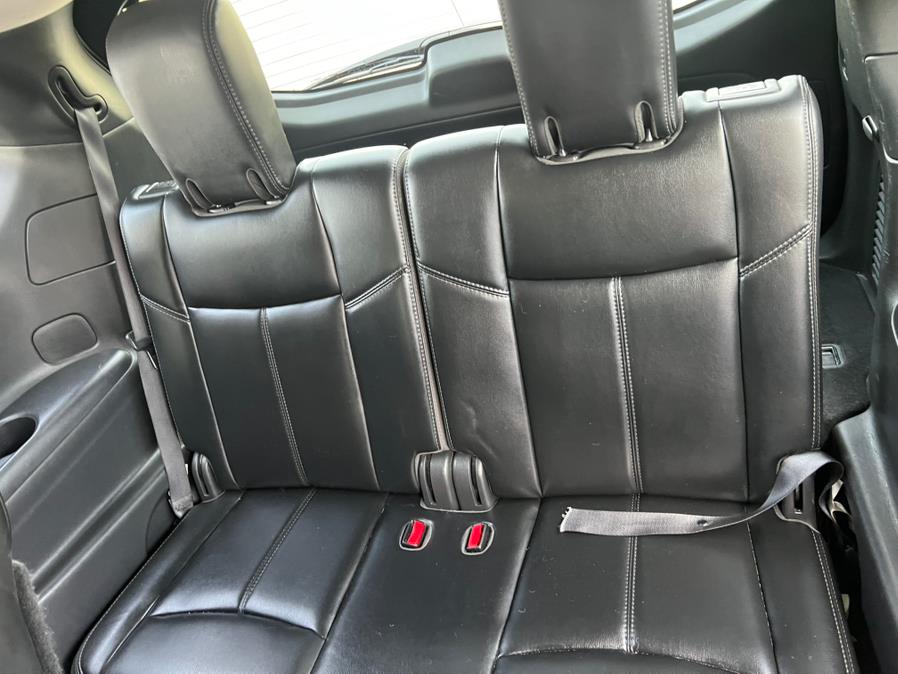 2017 Nissan Pathfinder 4x4 Platinum photo