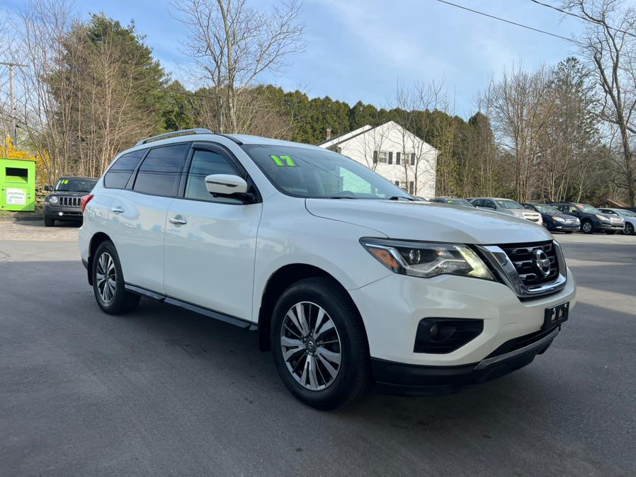 2017 Nissan Pathfinder 4x4 Platinum photo