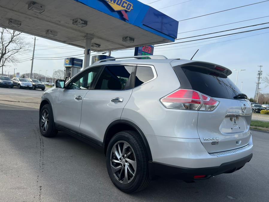 2017 Nissan Pathfinder 4x4 Platinum photo