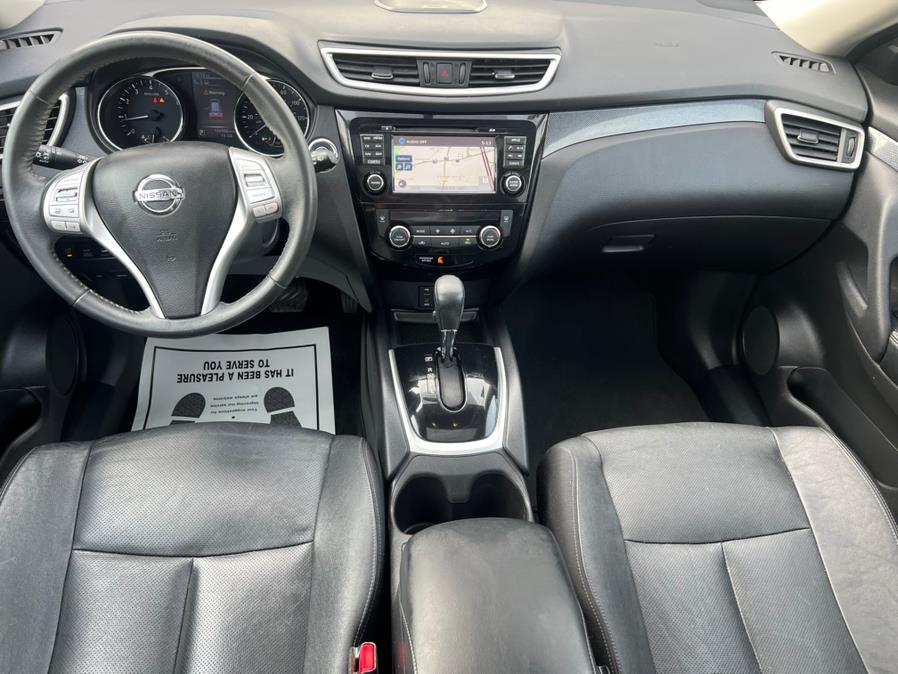 2017 Nissan Pathfinder 4x4 Platinum photo