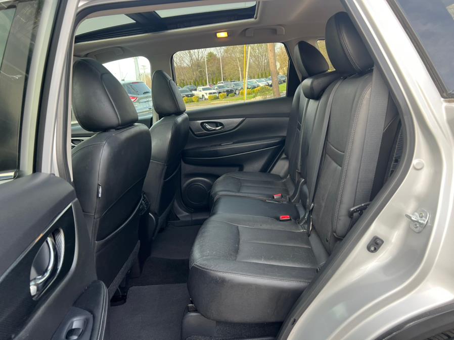 2017 Nissan Pathfinder 4x4 Platinum photo