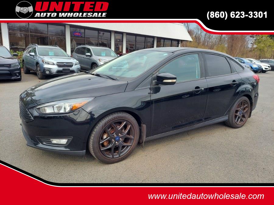2016 Ford Focus 4dr Sdn SE photo