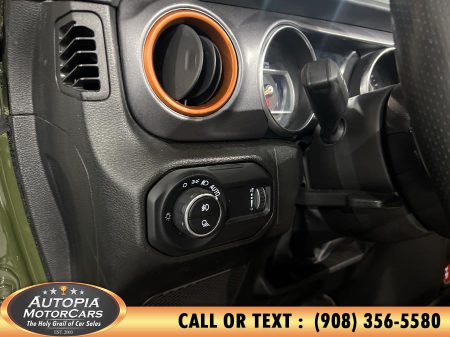 2023 Jeep Gladiator MOJAVE photo