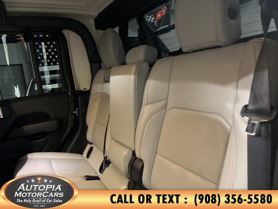 2023 Jeep Gladiator MOJAVE photo