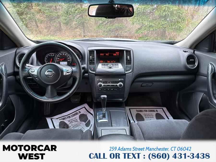 2000 Nissan Maxima GXE photo
