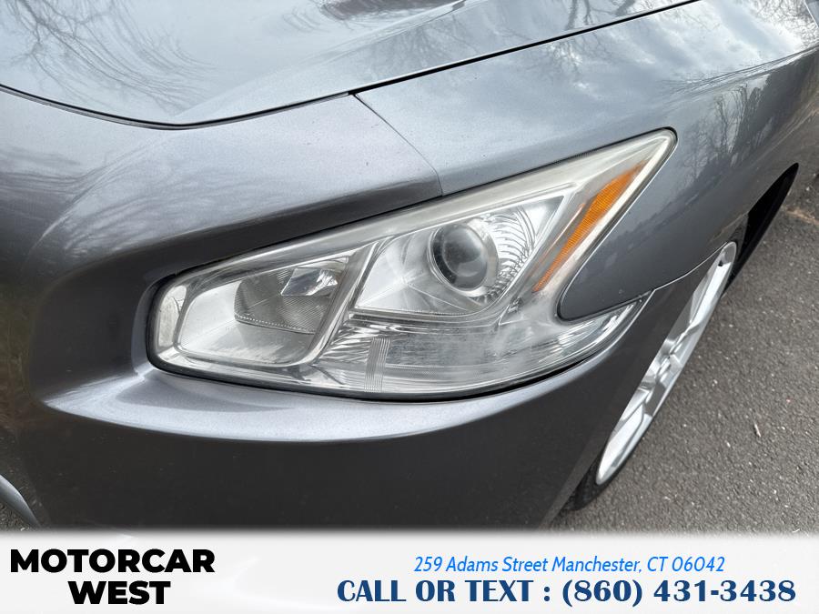 2000 Nissan Maxima GXE photo