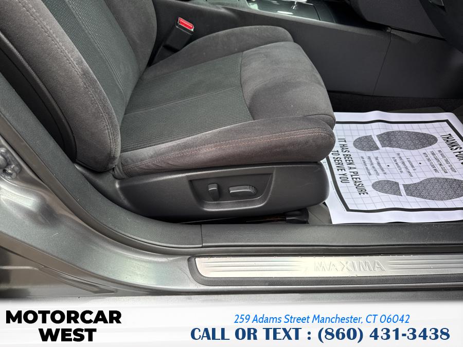 2000 Nissan Maxima GXE photo