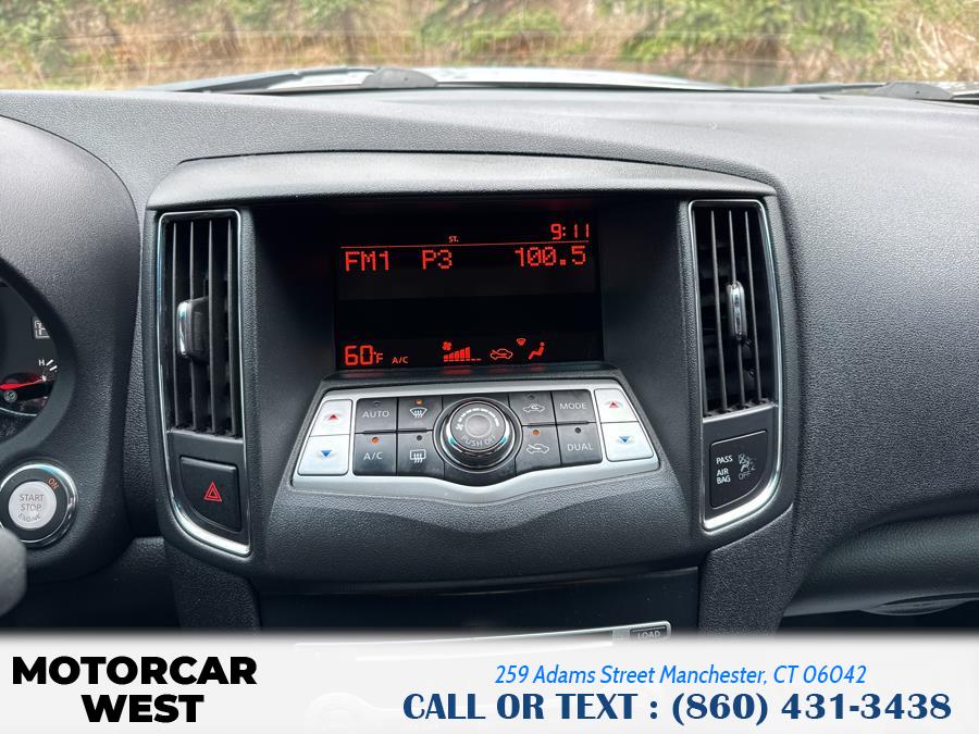 2000 Nissan Maxima GXE photo