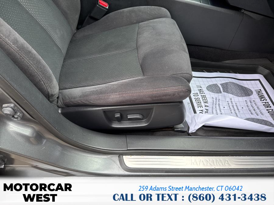 2000 Nissan Maxima GXE photo