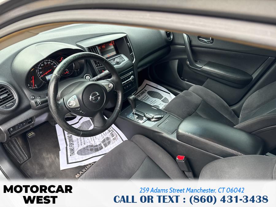 2000 Nissan Maxima GXE photo