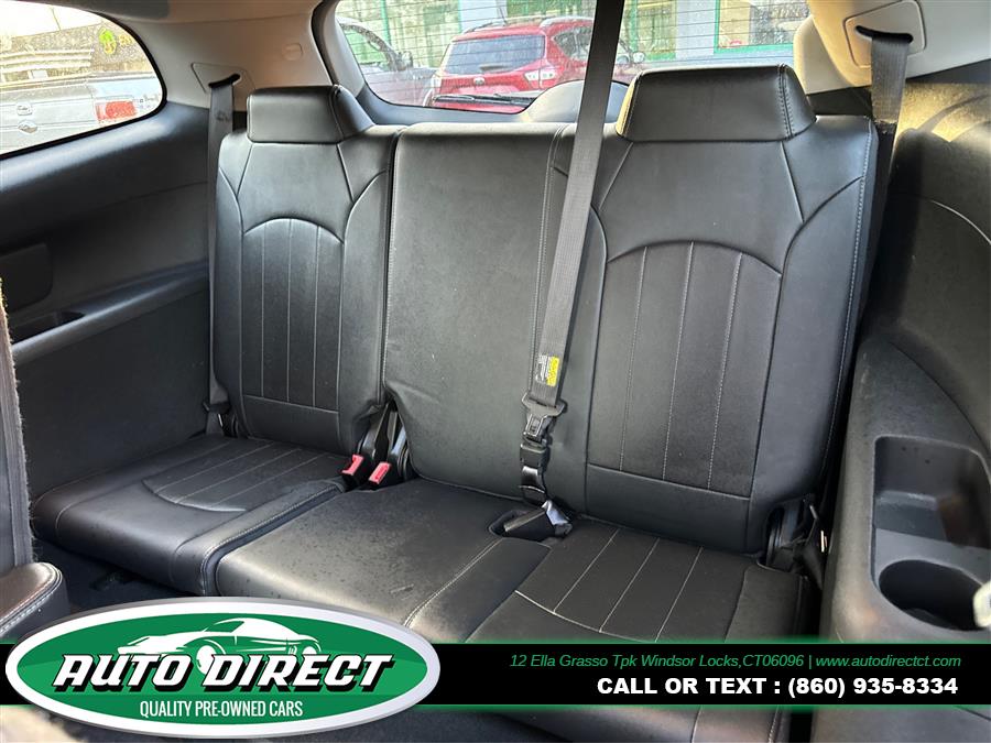 2017 Buick Enclave AWD 4dr Leather photo