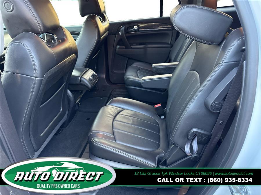 2017 Buick Enclave AWD 4dr Leather photo