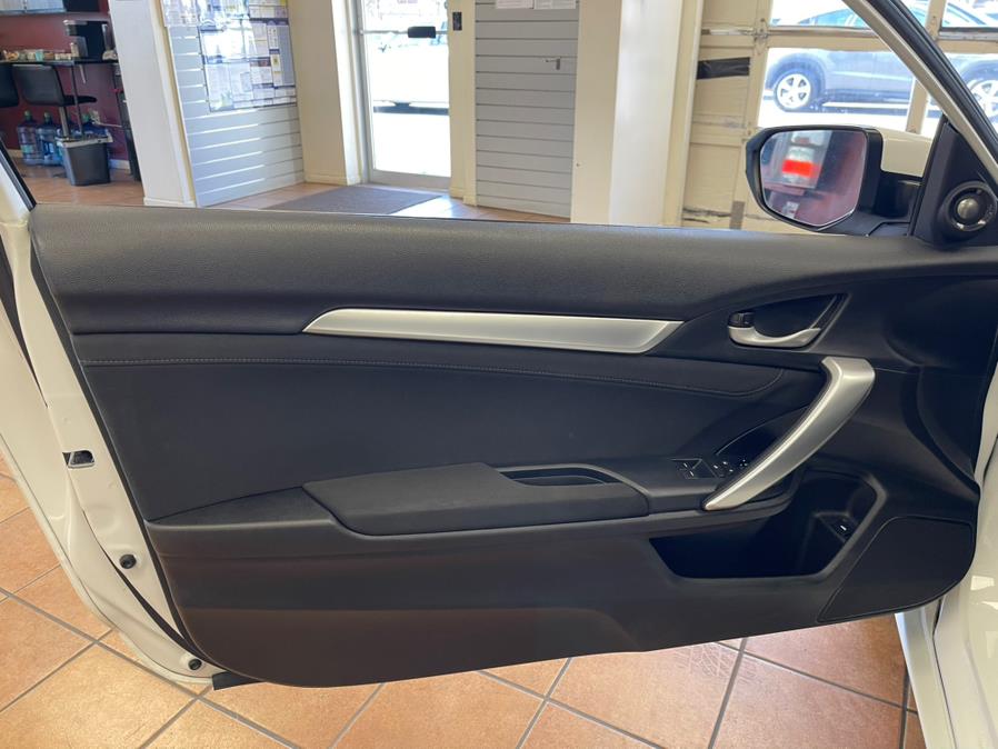 2019 Honda CIVIC COUPE EX CVT photo