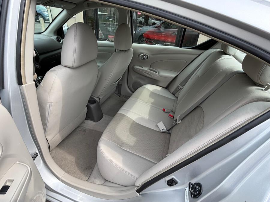 2014 Nissan Versa 1.6 S photo