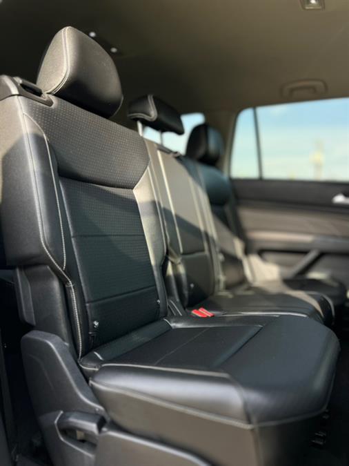 2021 Volkswagen Atlas 3.6L V6 SE w/Technology 4MOTIO photo