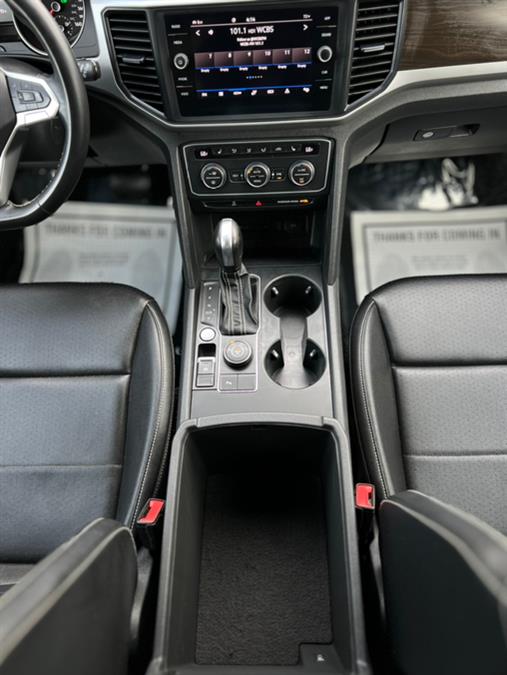 2021 Volkswagen Atlas 3.6L V6 SE w/Technology 4MOTIO photo