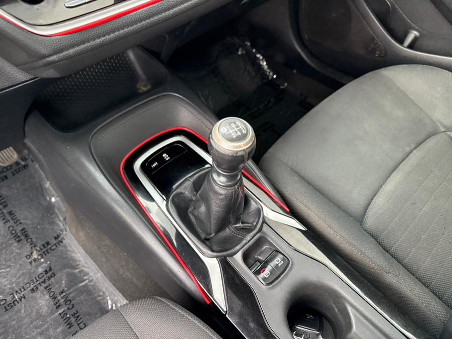 2020 Toyota Corolla SE Manual (Natl) photo
