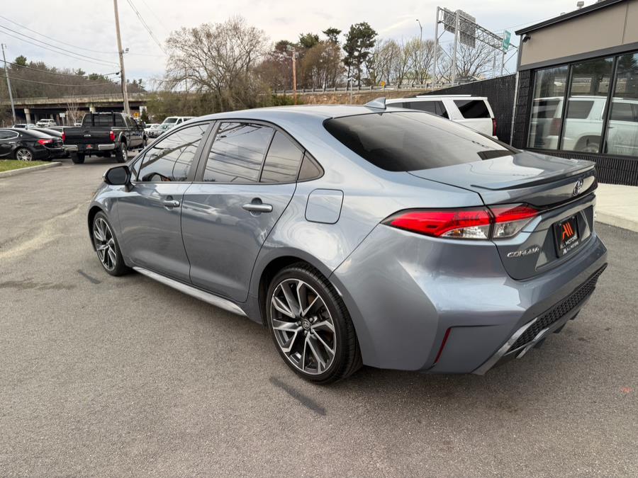 2020 Toyota Corolla SE Manual (Natl) photo