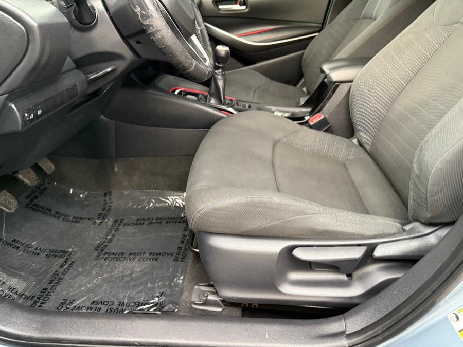 2020 Toyota Corolla SE Manual (Natl) photo