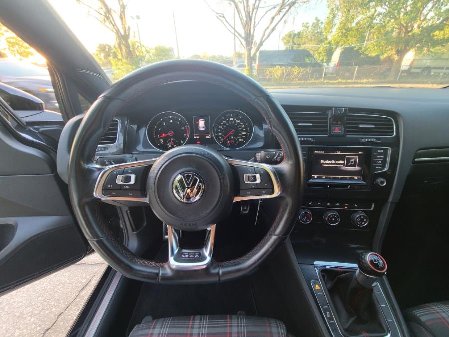 2015 Volkswagen Golf Gti 2dr HB Man S photo