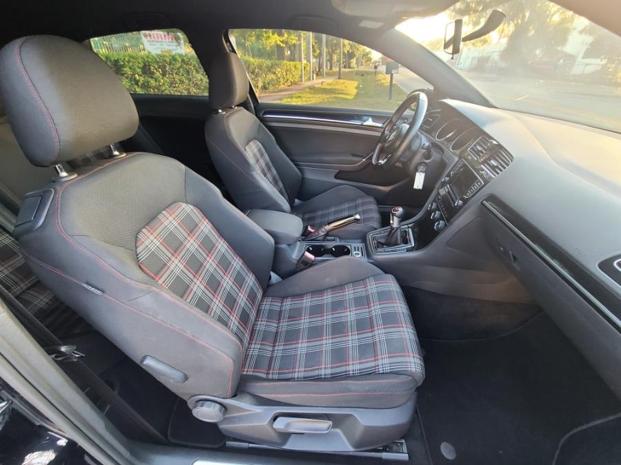 2015 Volkswagen Golf Gti 2dr HB Man S photo