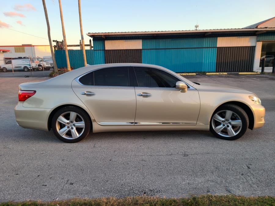 2010 Lexus LS 460 photo
