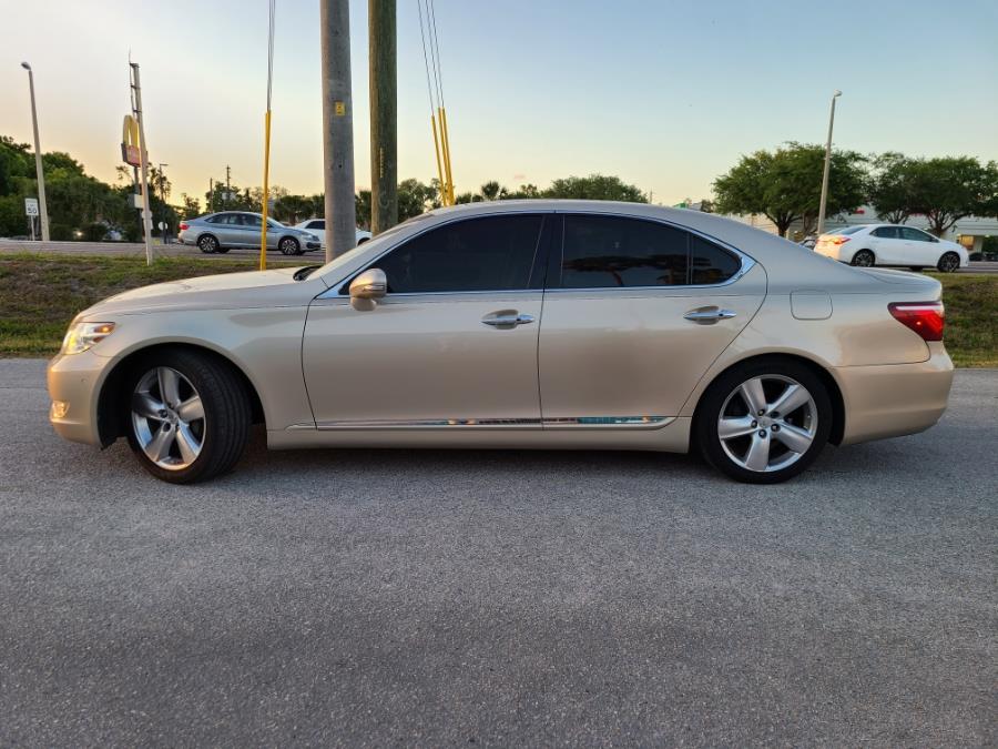 2010 Lexus LS 460 photo
