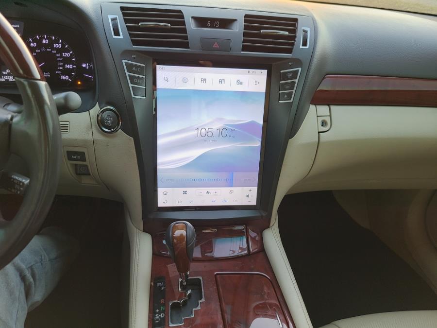 2010 Lexus LS 460 photo