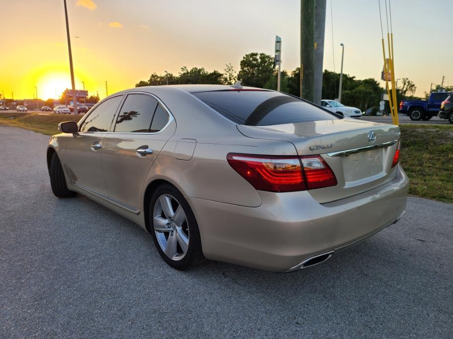 2010 Lexus LS 460 photo
