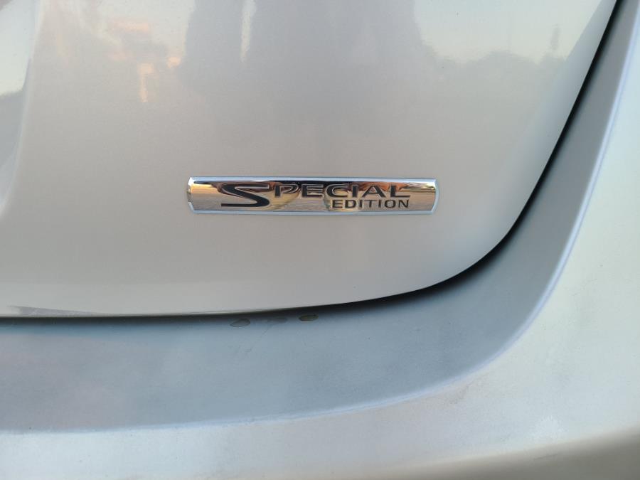 2012 Nissan Rogue S photo