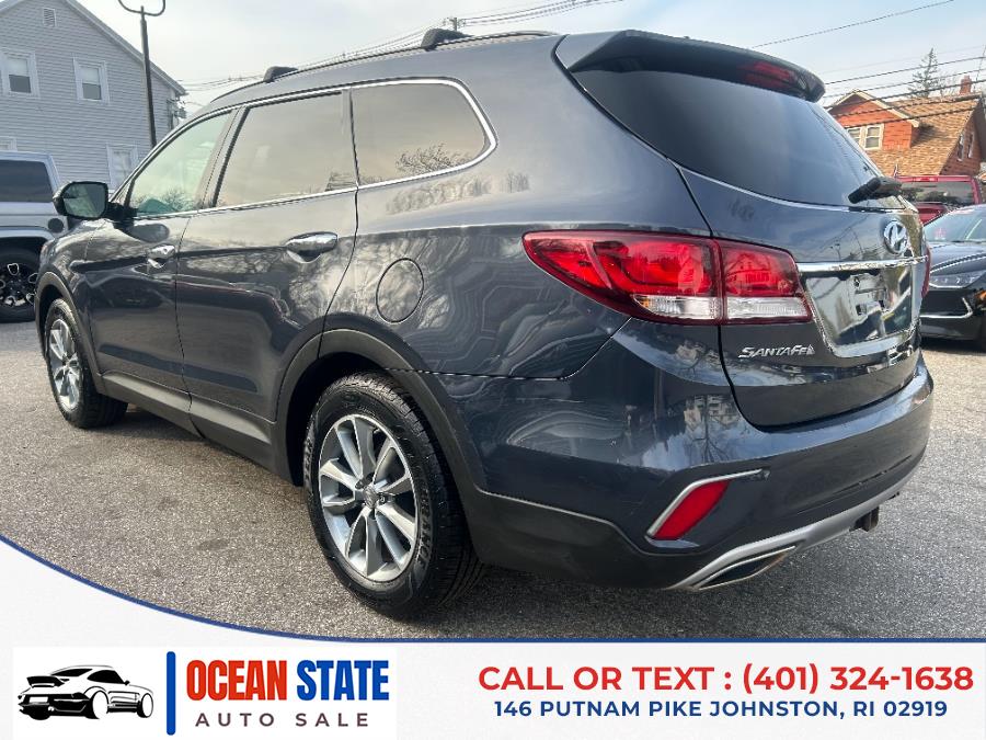 2017 Hyundai Santa Fe SE 3.3L Auto AWD photo