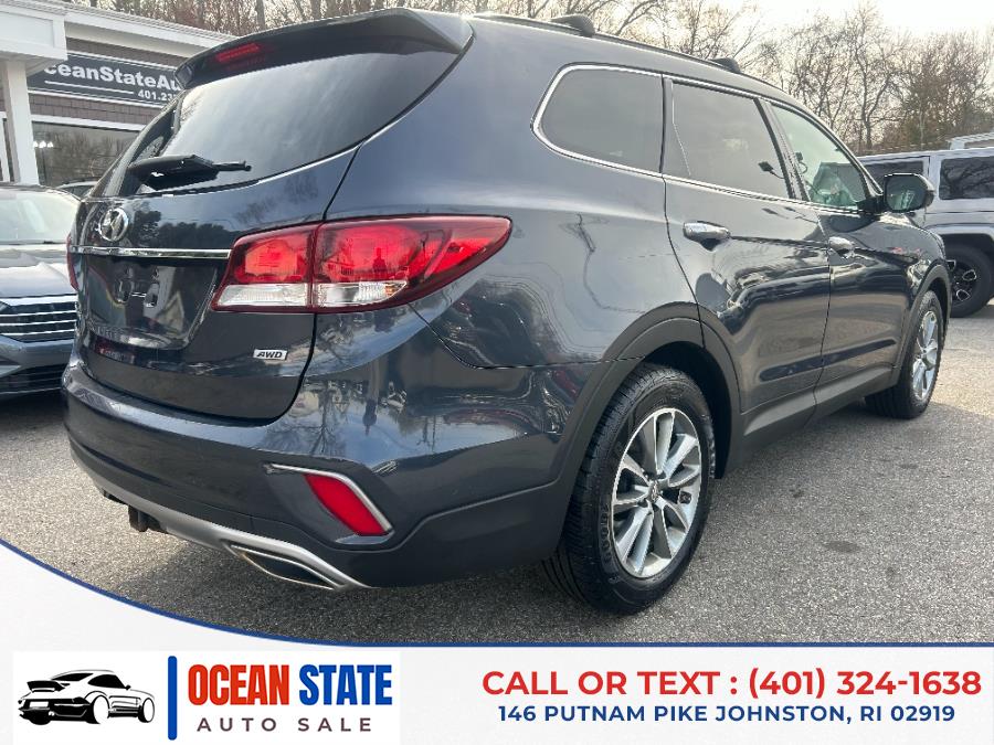 2017 Hyundai Santa Fe SE 3.3L Auto AWD photo