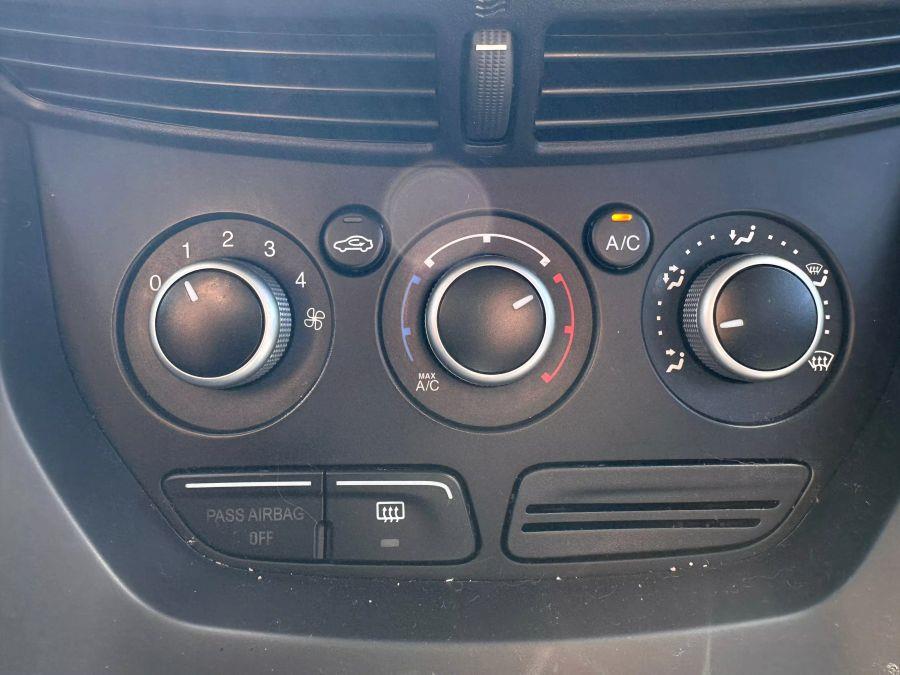 2013 Ford Escape SE photo