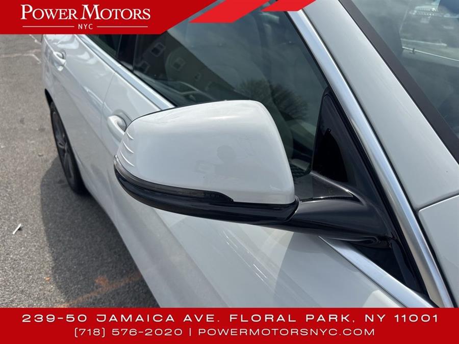 2021 BMW 2 Series 228i xDrive photo