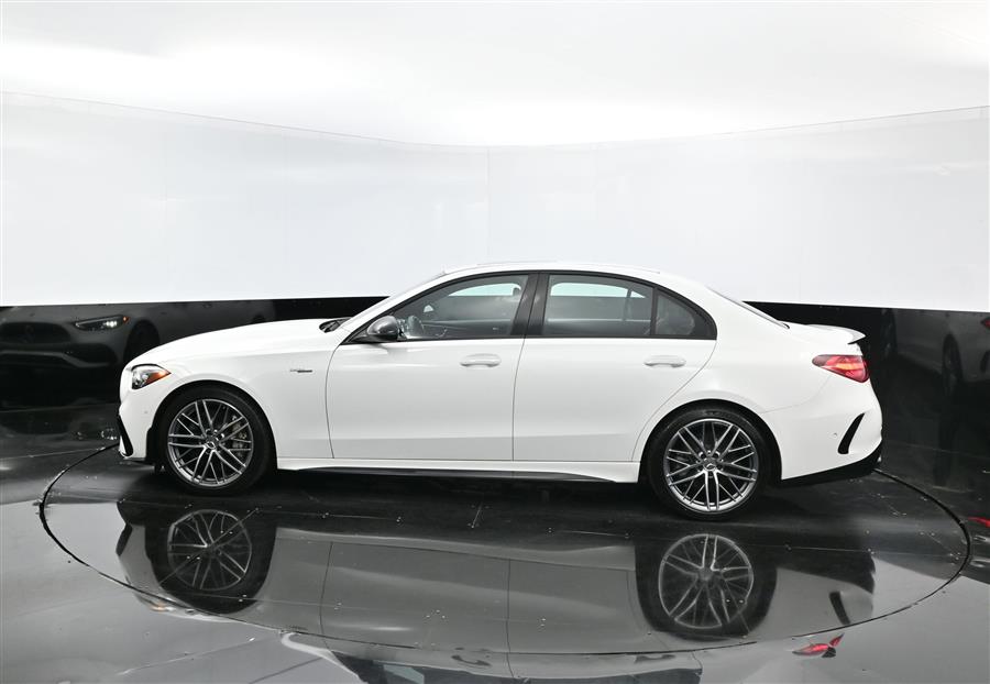 2023 Mercedes-Benz C-Class AMG C 43 photo