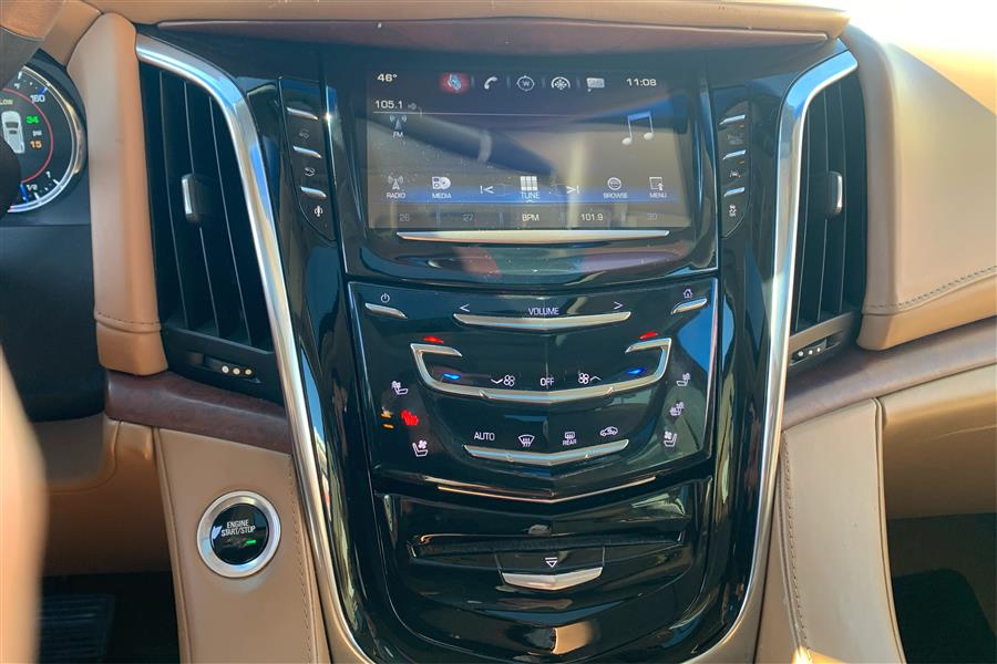 2016 Cadillac Escalade 4WD 4dr Platinum photo
