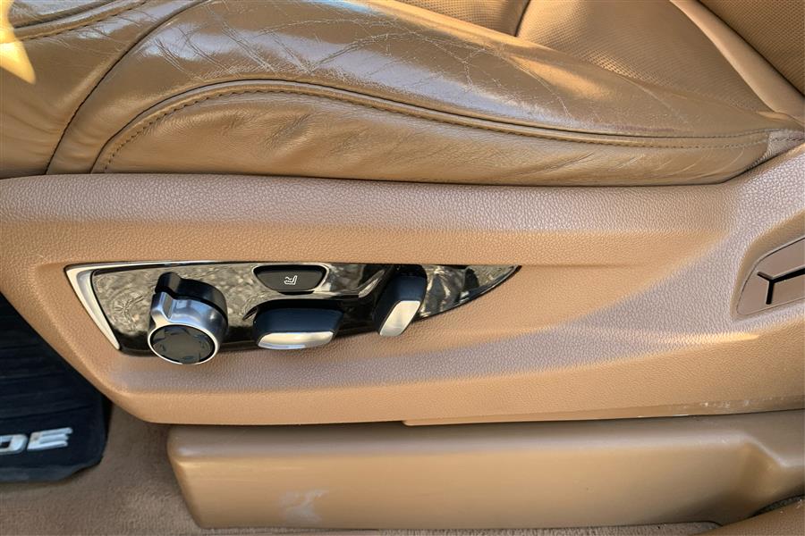 2016 Cadillac Escalade 4WD 4dr Platinum photo