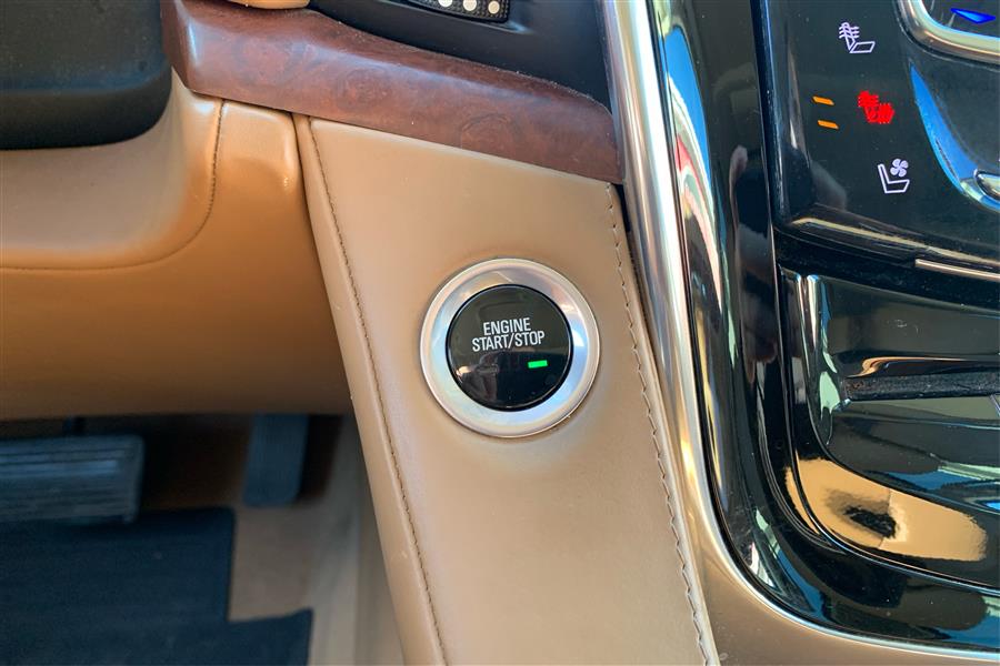 2016 Cadillac Escalade 4WD 4dr Platinum photo